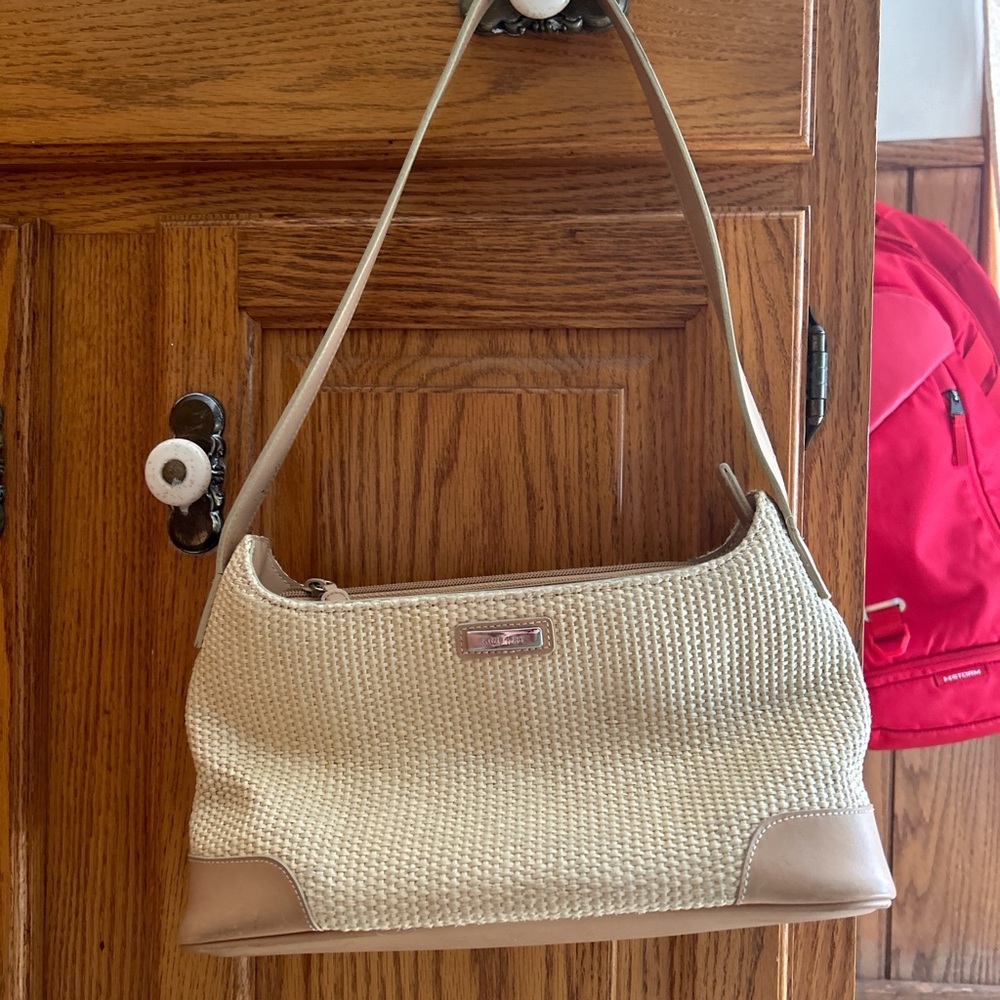 nine west shoulder bag